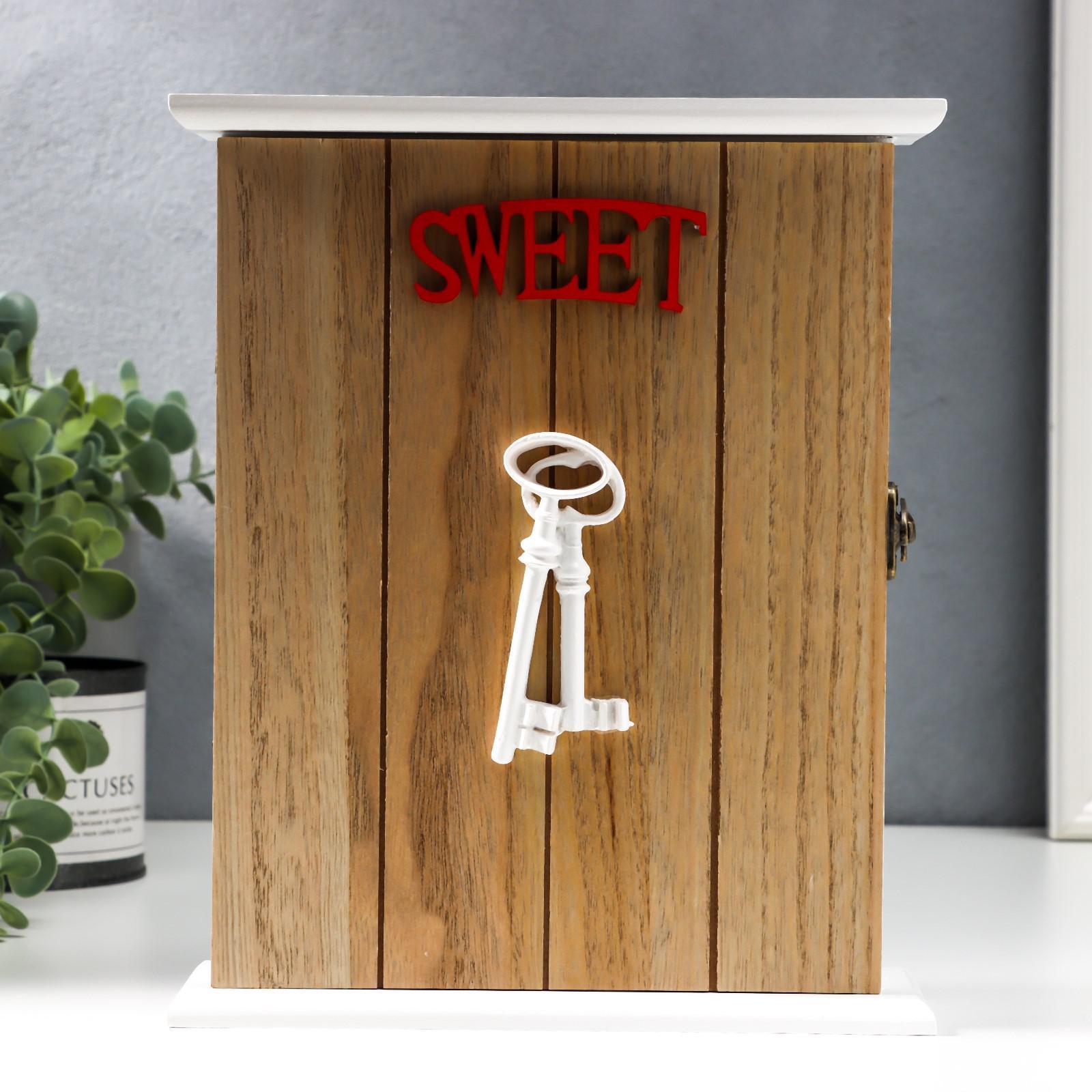 3695019 Ключница дерево 5 крючков Два ключа 26х19х6 см