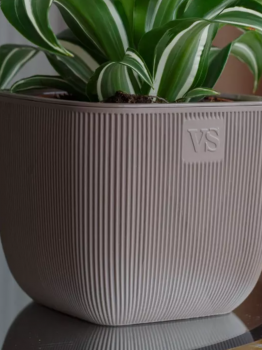 Горшок с дренажной системой Фабио VipSet 4,7 л шоколад