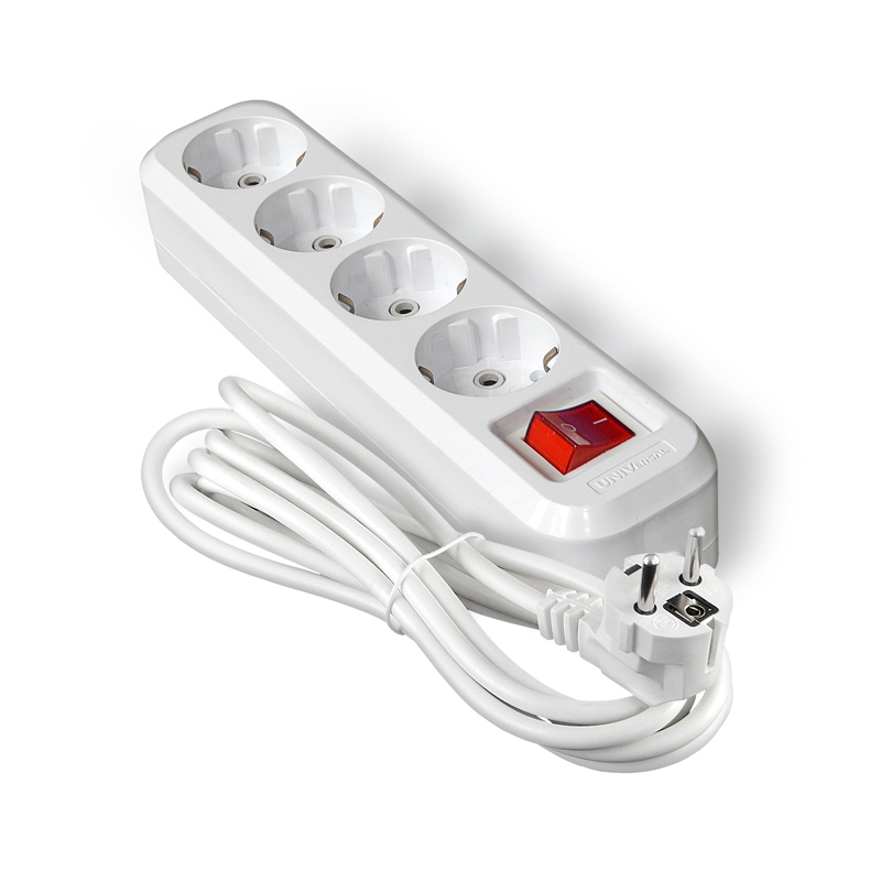 9631991 Удлинитель бытовой UNIVersal 5м 4гн с выключателем S-304 ПВС 3х1 4гн. с-з выкл 5м (еврослот)