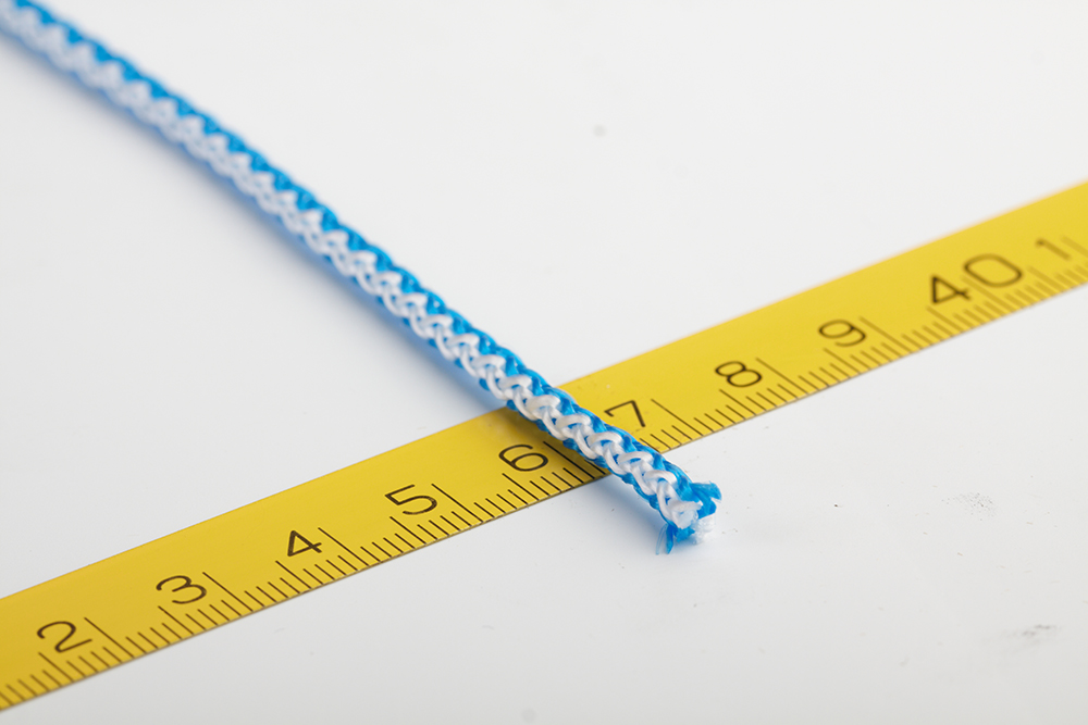 30025 Шнур вязаный 2мм 30м цветной (мотовило)