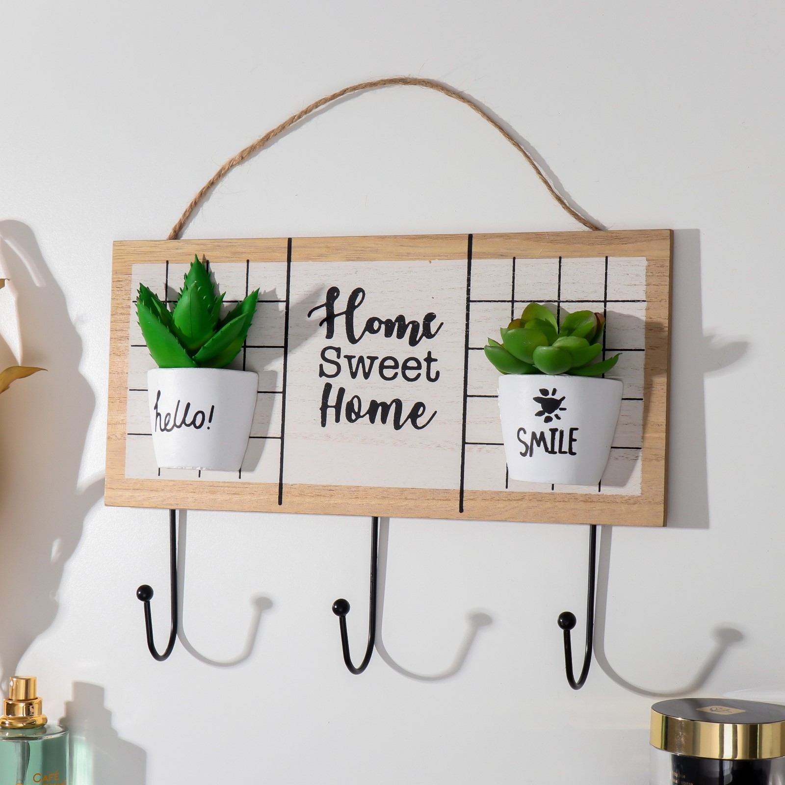 7048641 Крючки декоративные дерево Суккуленты в горшочках 20х28х6 см