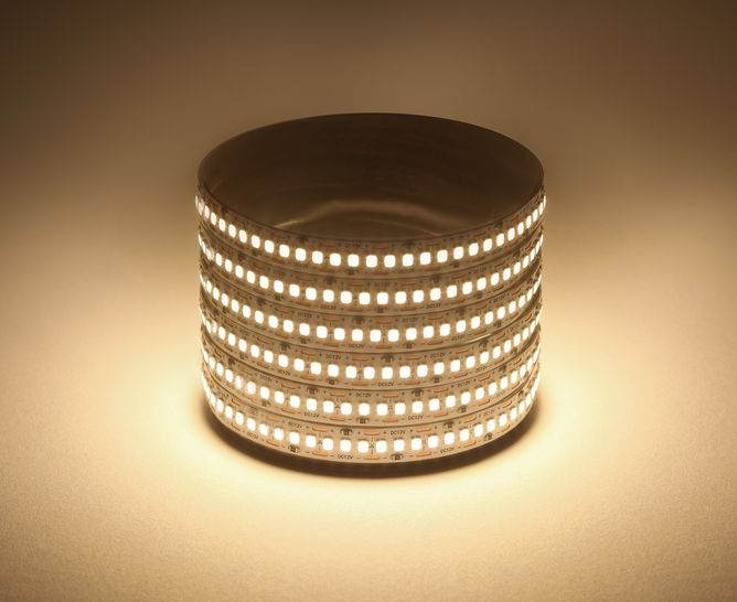 Screenshot 2024-10-23 at 12-26-27 Светодиодная лента ЭРА LS2835 -19 2-240-12-3000K-IP20-1 year-5m теплый белый 5м