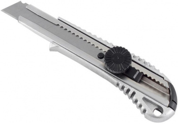 Нож "Aluminium-twist" 18мм Remocolor, винт. фиксатор