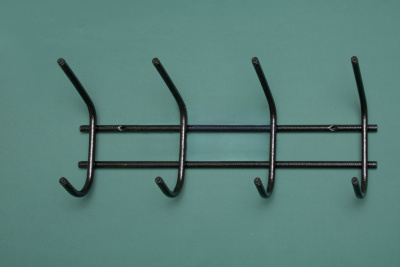 1204 Вешалка для одежды 4 крючка (черный муар)